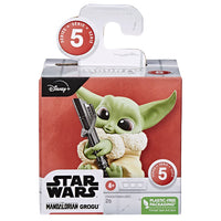 Star Wars The Bounty Collection Series 5, 2.25-Inch-Scale Grogu Figure, Darksaber Discovery Pose