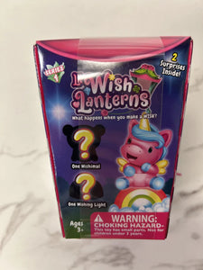 Lil Wish Lanterns Starter Pack with Lantern and 2 Characters, Mystery Toy, Contains 1 Exposed Figure and 1 Random Collectible Figure, Gift for Girls, Light Up Toy, Styles May Vary, Courage Tribe